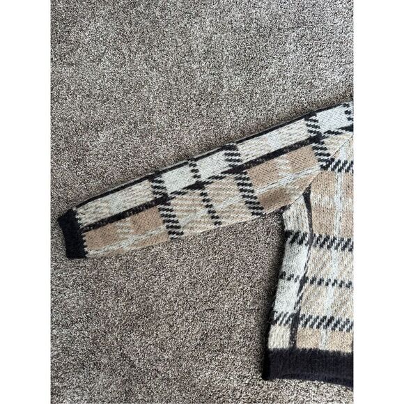 J.O.A. Natural Cozy Plaid Pullover Sweater Fuzzy Mohair Wool Checked Boxy Medium - Picture 9 of 13